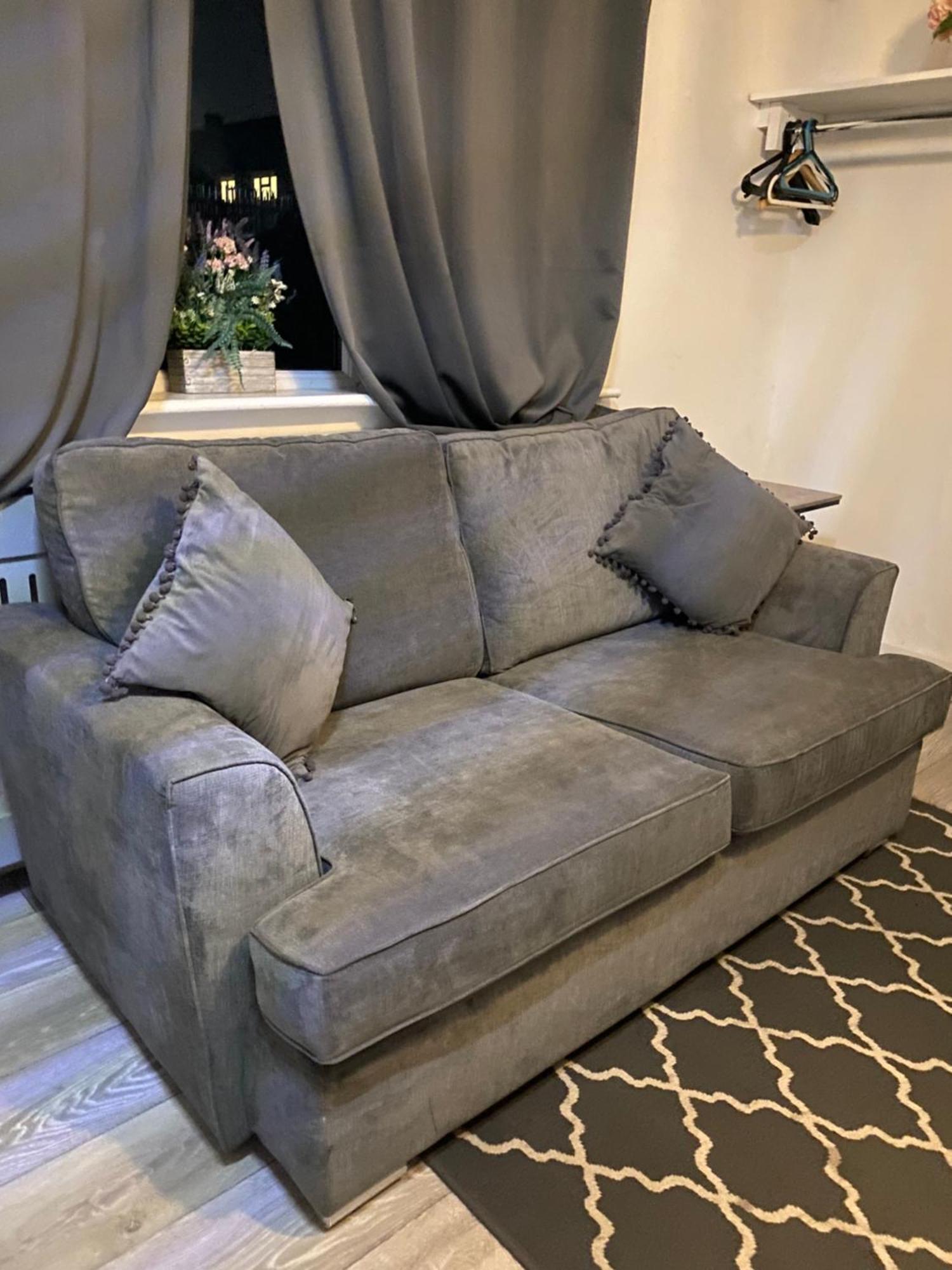Сasa de vacaciones Cold Harbour Entire 3 Bed House - Free Parking Croydon