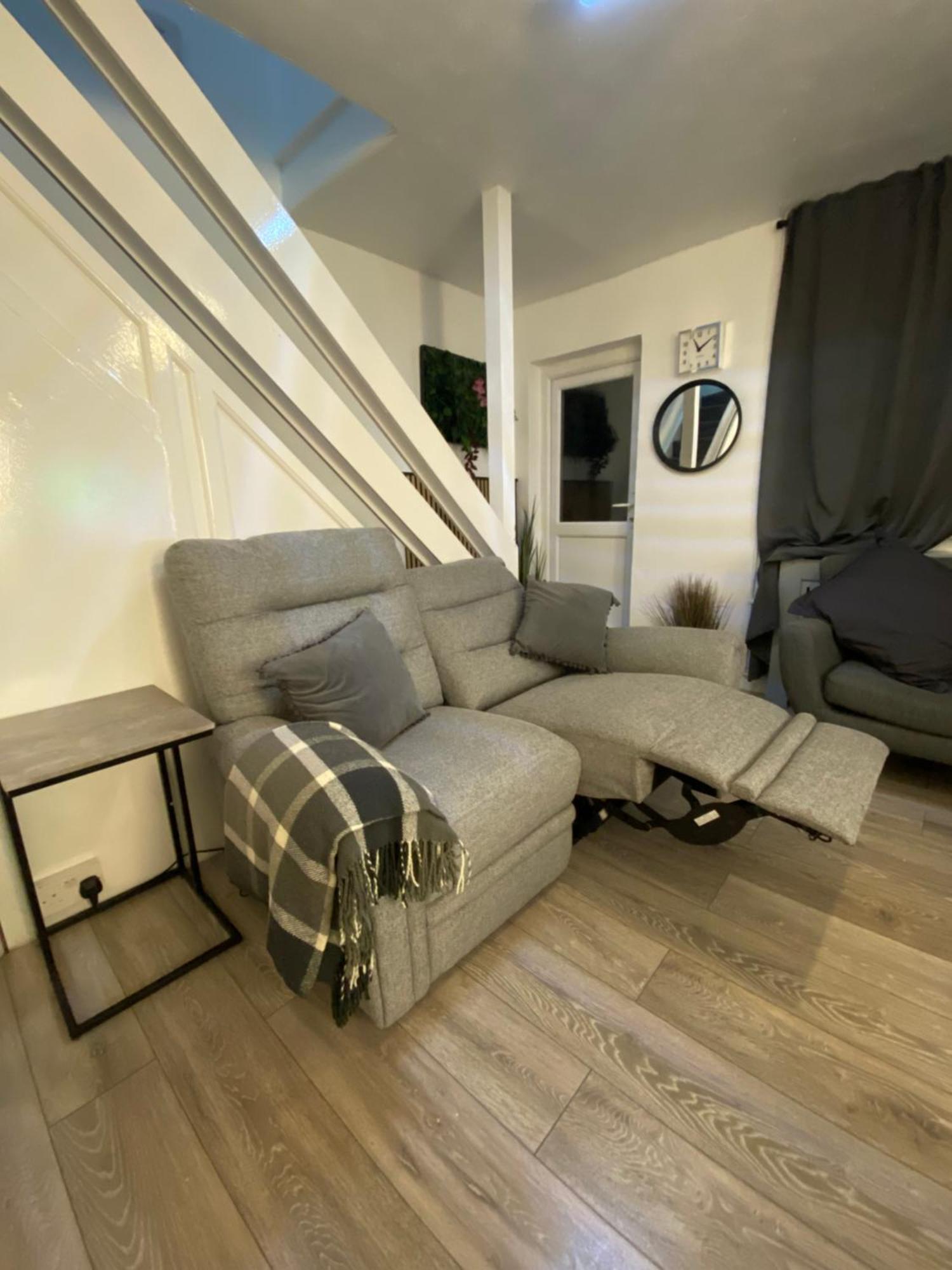 Holiday home Cold Harbour Entire 3 Bed House - Free Parking Croydon
